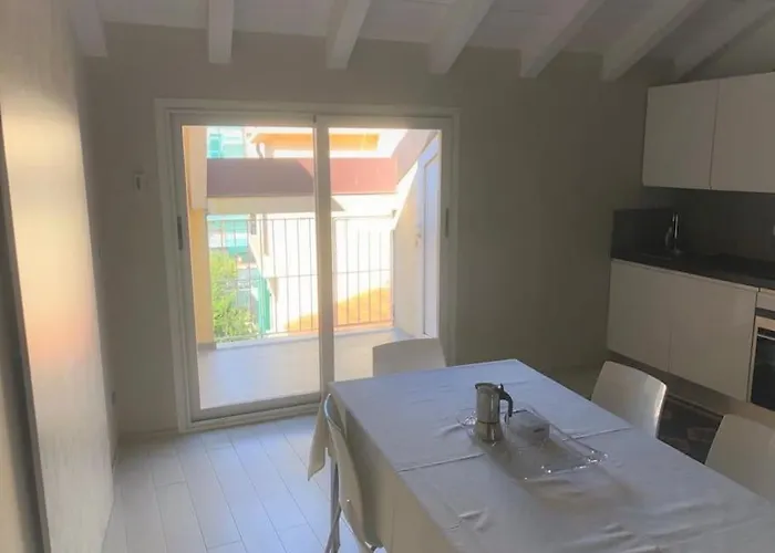 Budello Di Alassio, Ampio Con Box Alassio